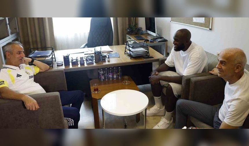 Fenerbahçe'nin yeni transferi Lukaku: Can Bartu'da teknik heyet ve takımla ilk buluşma