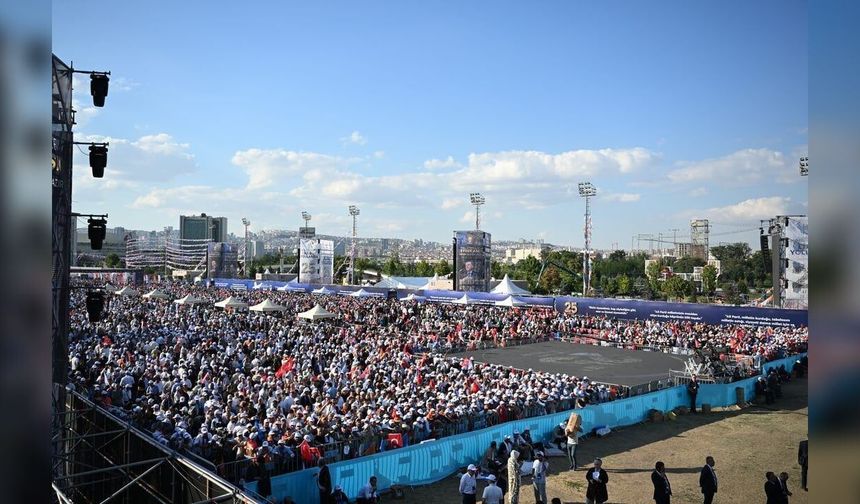 AK Parti 25. yıl programında Erdoğan: "Kendi savaş gemisini yapar hale getirdik"