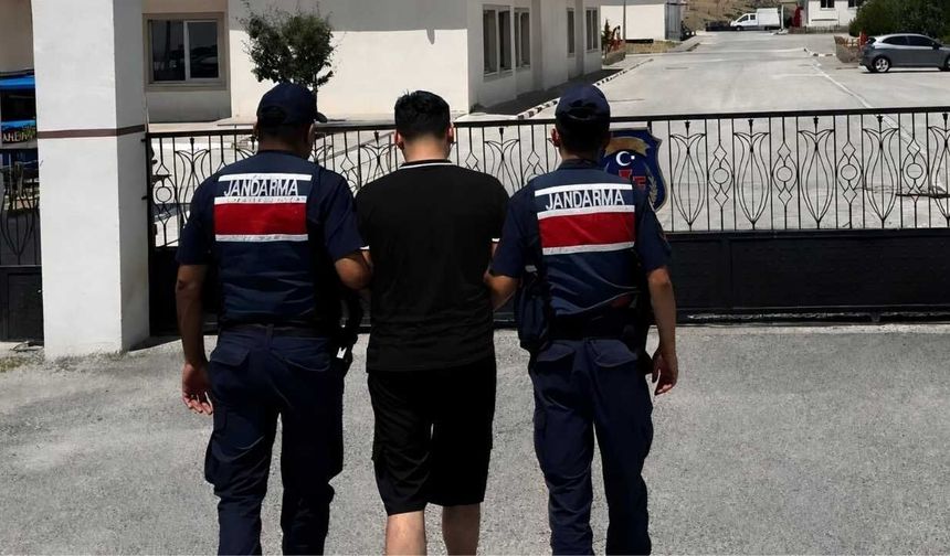 Jandarmanın Takibi Sonuç Verdi: Suç Dosyası Kabarık 4 İsim Yakalandı!