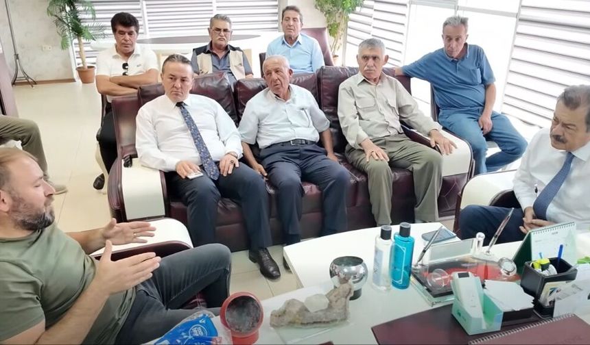 İYİ Partili Lütfullah Kayalar Sorgun'da Çiftçinin Nabzını Tuttu