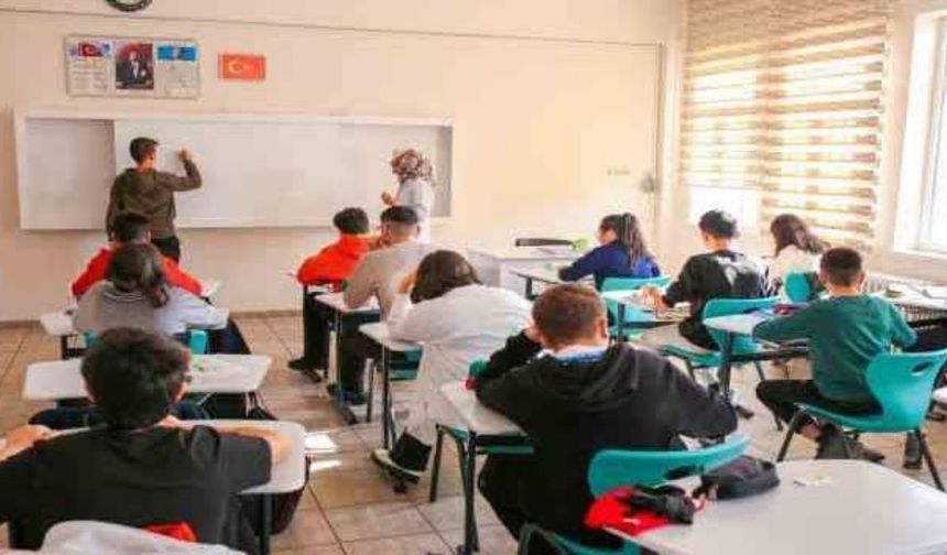Okula Uyumda Uzman Uyarısı: "Hedef Güven Olmalı"