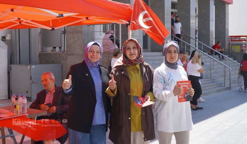 Yeniden Refah Partisi Yozgat’ta Stant Açtı: Vatandaşlardan Yoğun Talep!
