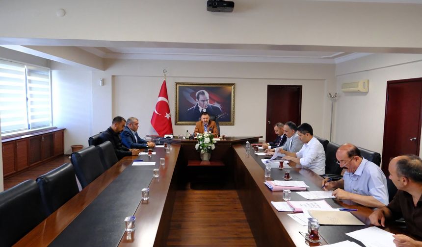 Yozgat İl Encümeni Toplantısı Nazif Yılmaz Başkanlığında Gerçekleştirildi