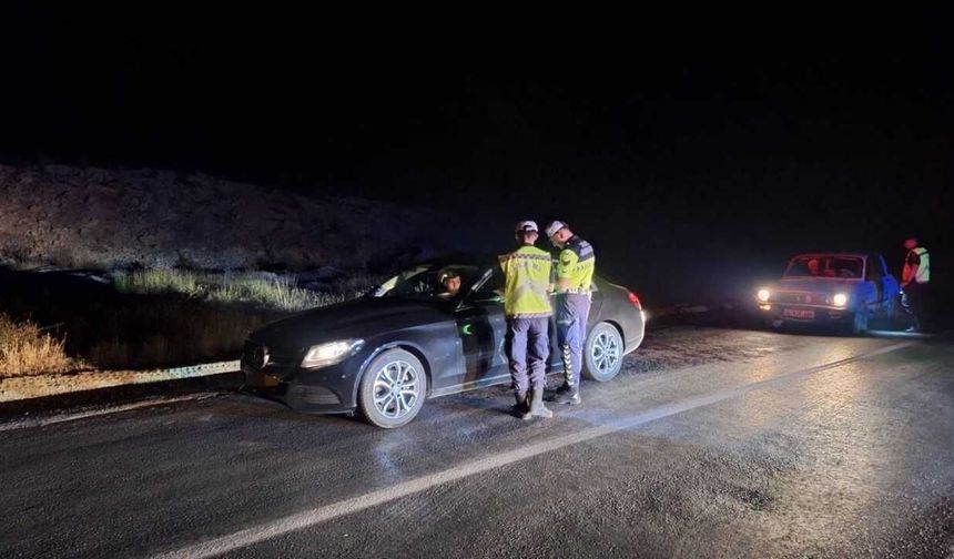 Yozgat Jandarmasından Affetmeyen Uygulama: Yakalanan İki Sürücüye Rekor Ceza Yağdı!