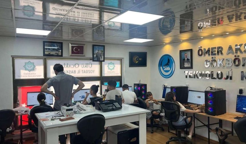 Yozgat Ülkü Ocakları’nda Gençler İçin Geleceğin Teknolojisi: 3D Yazıcı Eğitimi Başlıyor!