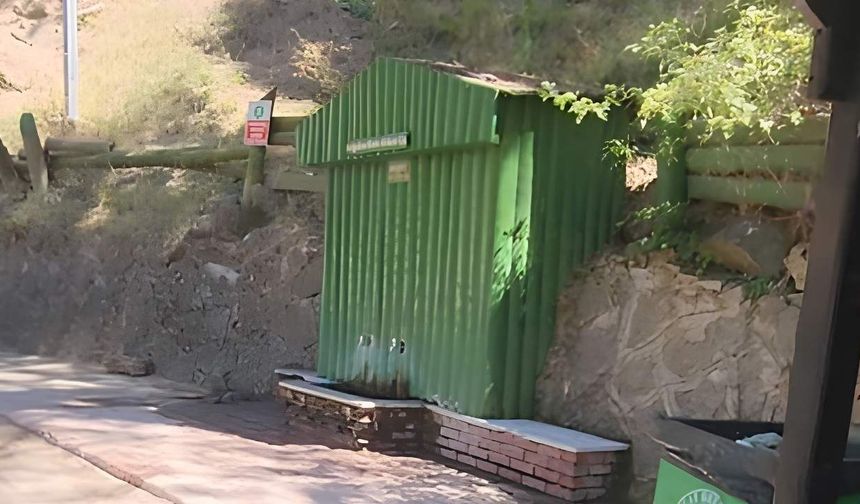 Yozgat’ta Örnek Davranış: Çamlık Milli Parkı’ndaki Çeşmeyi Elleriy­le Temizledi