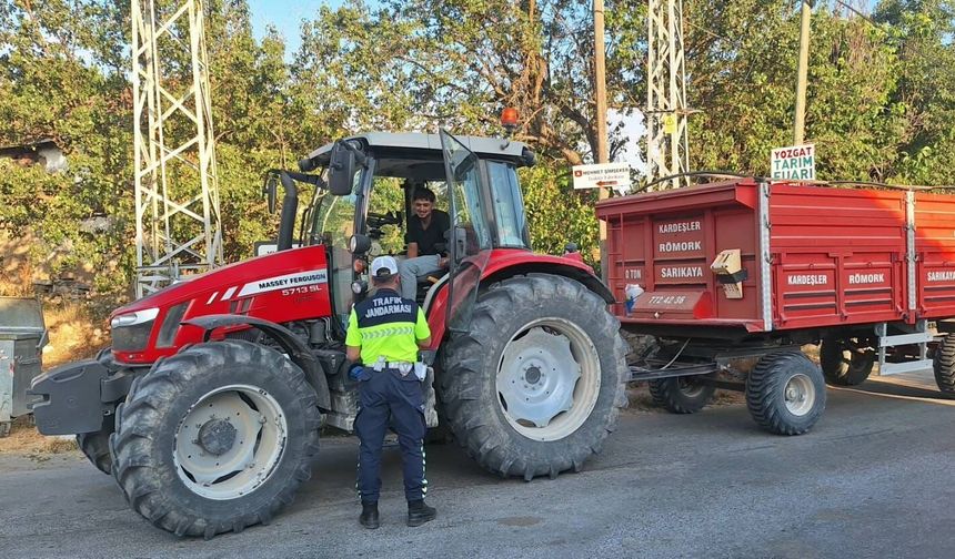 Yozgat’ta Traktör Denetimleri Sıkılaştırıldı: 6 Sürücüye 64 Bin TL Ceza