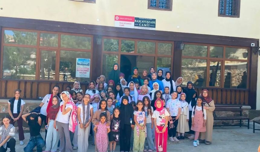 Yozgat'ta Yaz Kur'an Kursu Öğrencileri Başçavuşoğlu Camii'nde Buluştu