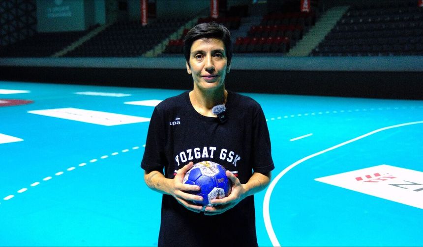 46 Yaşında Hala Parkede! Yeliz Özel'in Yozgat GSK Hedefi Dikkat Çekti!