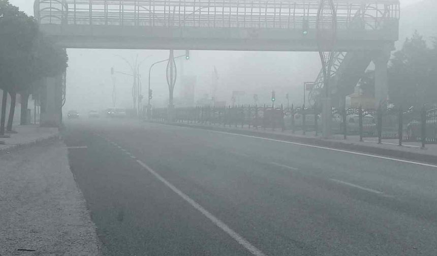 Yozgat’ta Sabah Sisi Sürücüleri Zorladı