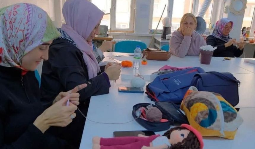 Yozgat Halk Eğitimi Merkezinde 95 Kursta 1560 Kursiyer Eğitim Alıyor