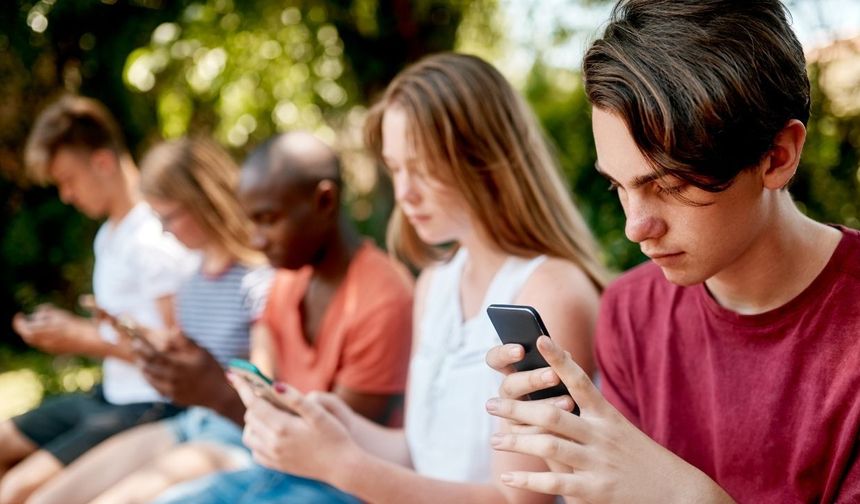 Yozgatlı Esnaftan Yurt Dışı Telefon Uyarısı: "IMEI Harcına Dev Zam Yolda!"
