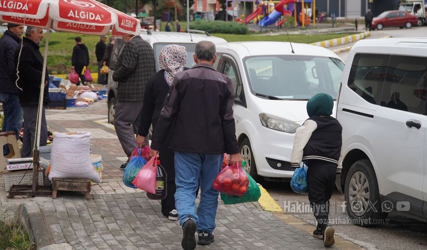Yozgatlılar Kışa Hazırlanıyor: Turşuluk Alışverişi Cep Yakıyor mu?