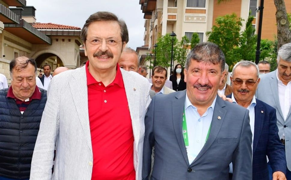 ERKEKLİ VARSA HİZMET VAR BORSA YENİ PROJELERLE HER DAİM ÜYELERİN YANINDA