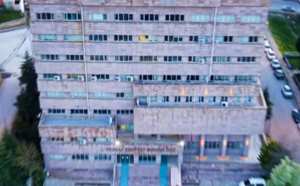 Yozgat'ta Usulsüz Çakar ve Tepe Lambasına Geçit Yok: Emniyetten Gece Denetimi!