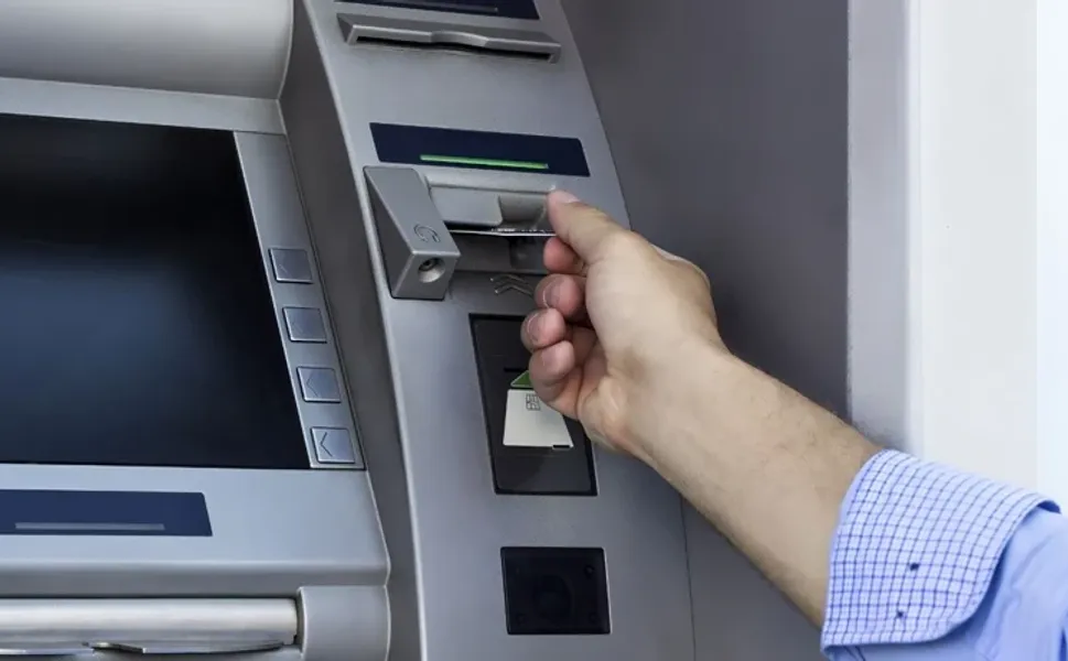 ATM'den Yeni Para Çekme Limitleri Belli Oldu: Hangi Banka Ne Kadar Veriyor?