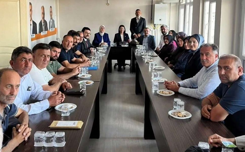 AK Parti İstanbul Milletvekili Şengül Karslı Boğazlıyan’da Esnafla Buluştu