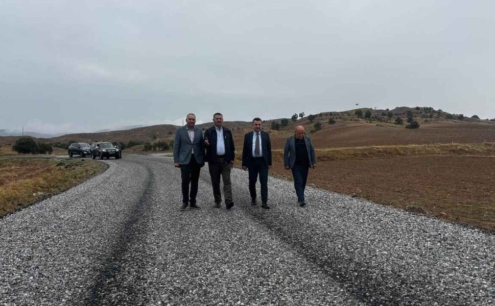 Çekerek Kalederesi Köyü’nde Asfalt Çalışması Tamamlandı