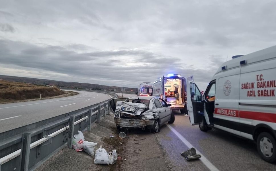 Yozgat-Alaca Kara Yolunda Feci Kaza: 5 Yaralı