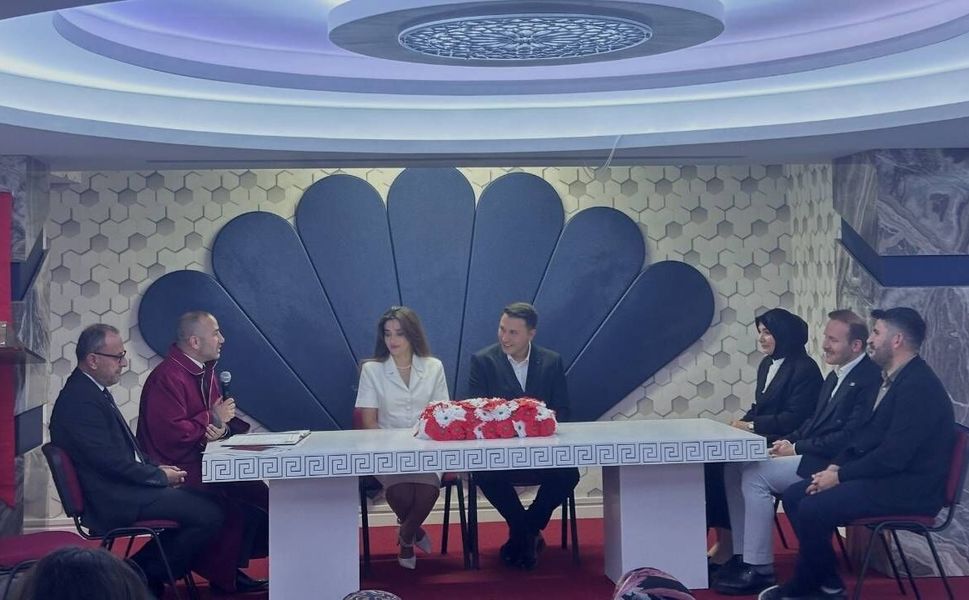 Yozgat Boğazlıyan’da Mutluluğa “Evet” Dediler! Kaymakam ve Savcı Çifti Evlenerek Yeni Hayata Başladı