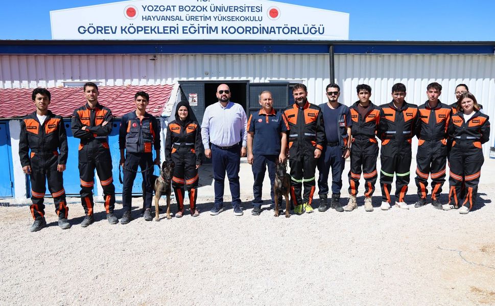 Yozgat Bozok Üniversitesi Yetiştirdi: 3 Görev Köpeği AFAD’a Teslim Edildi