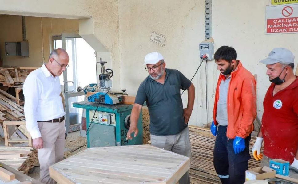 Yozgat Çekerek’te Ahşap Ürünleri Üretim Atölyesi İlçeye Değer Katıyor
