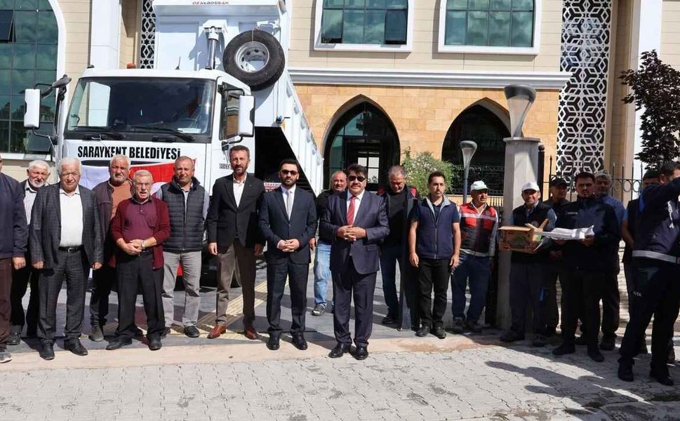 Yozgat Saraykent Belediyesi’ne Yeni Araç! 2026 Model Kamyon İçin Kurban Kesildi