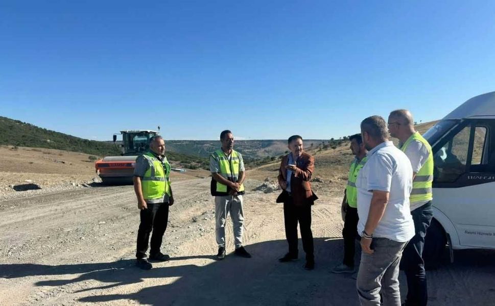 Yozgat’ın O İlçesinde Ulaşım Çilesi Sona Eriyor: Asfalt Mesaisi Başladı!