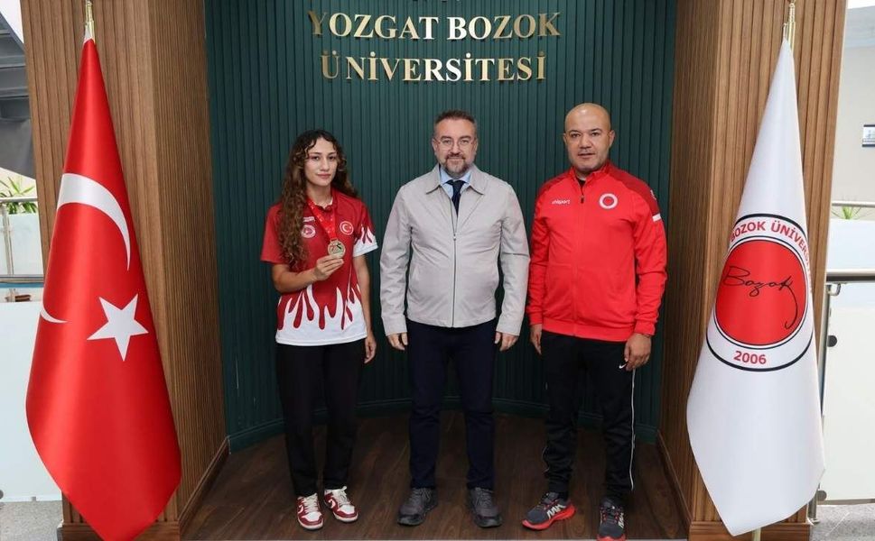 Yozgatlı Milli Sporcu Betül Zararsız Avrupa Şampiyonu Oldu