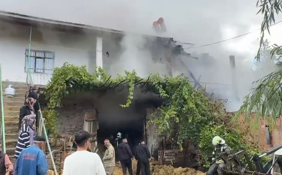 Yozgat'ta Korkutan Yangın: Ekipler Seferber Oldu