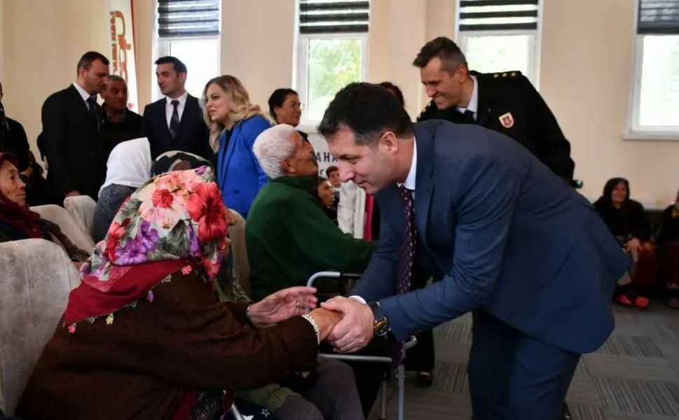 Bahadın’da 5. Geleneksel Dünya Yaşlılar Şenliği Renkli Görüntülere Sahne Oldu