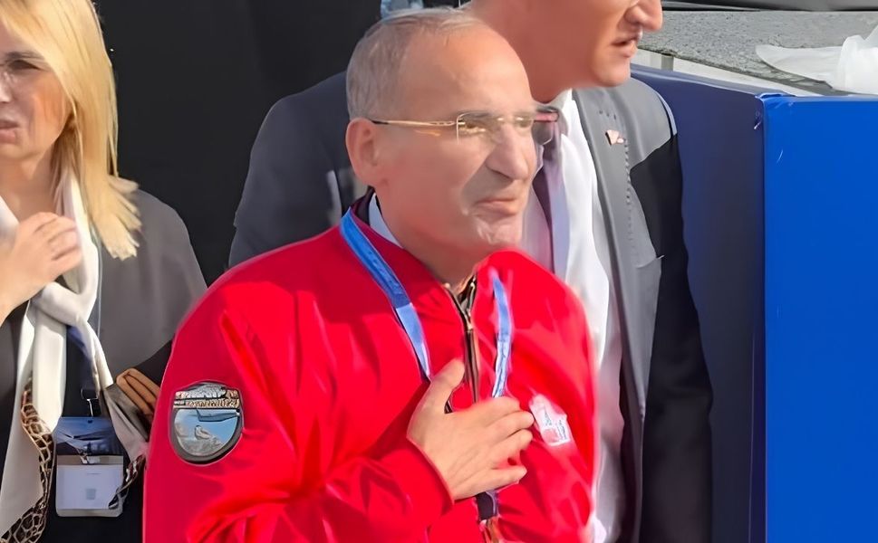 Bekir Bozdağ Tedavi Sürecinin Ardından Yeniden Mesaisine Başladı