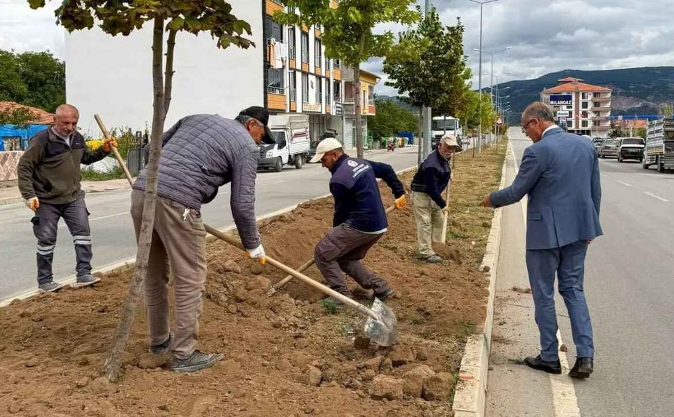 Çekerek’te Fuat Oktay Bulvarı Yenileniyor