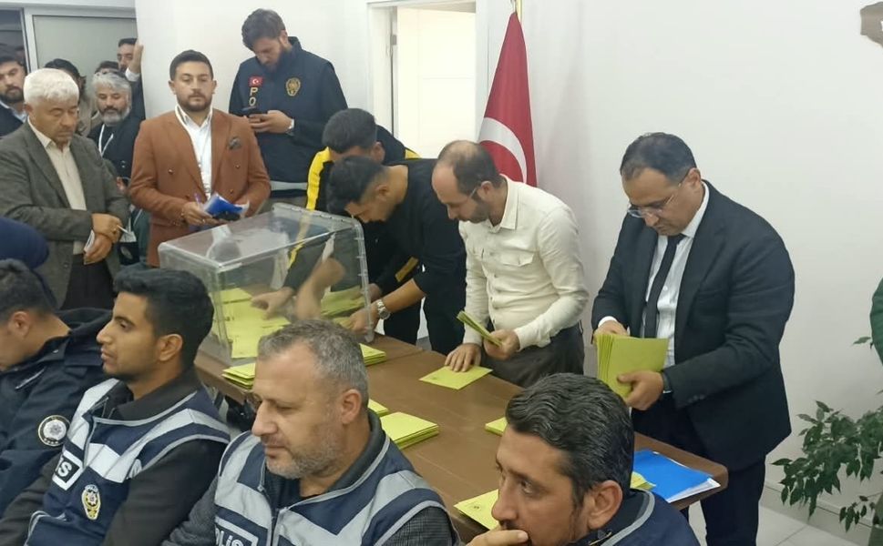 Yozgat Ticaret Borsası'nda Sandıklar Açıldı! Kullanılan Oy Sayısı Belli Oldu