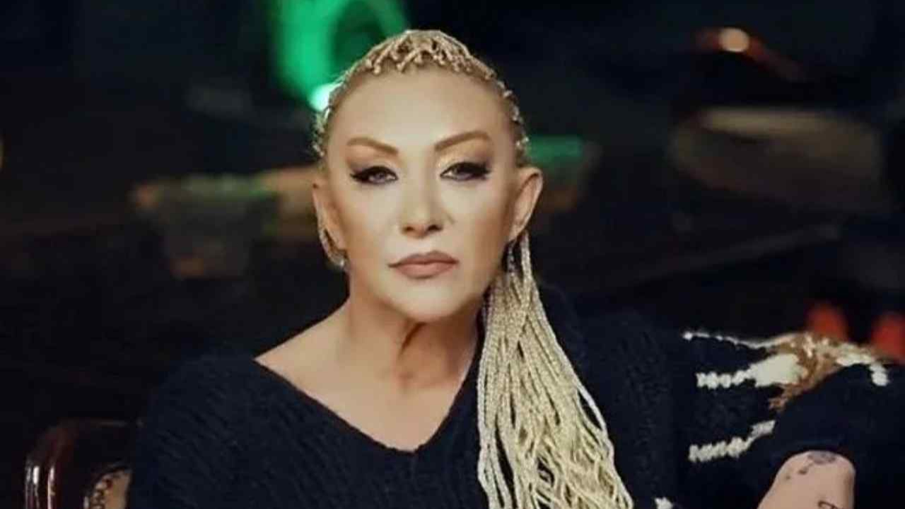 68D62Dc342F61 Gullu Kimdir Neden Oldu Gullu Intihar Mi Etti Kac Yasindaydi Gullunun Hayati Ve Biyografisi