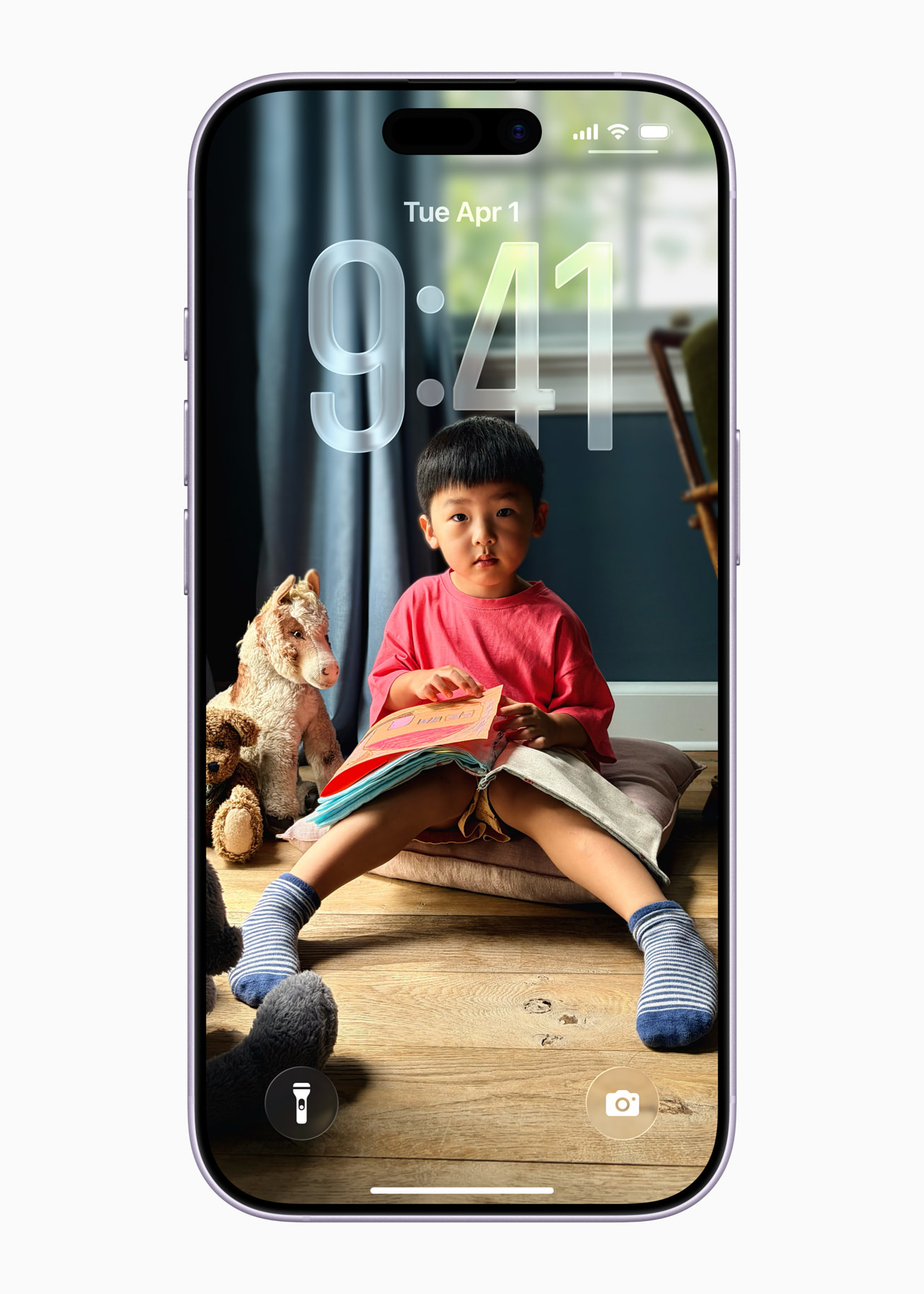 Apple I Phone 17 Lock Screen 250909 Inline.jpg.large 2X