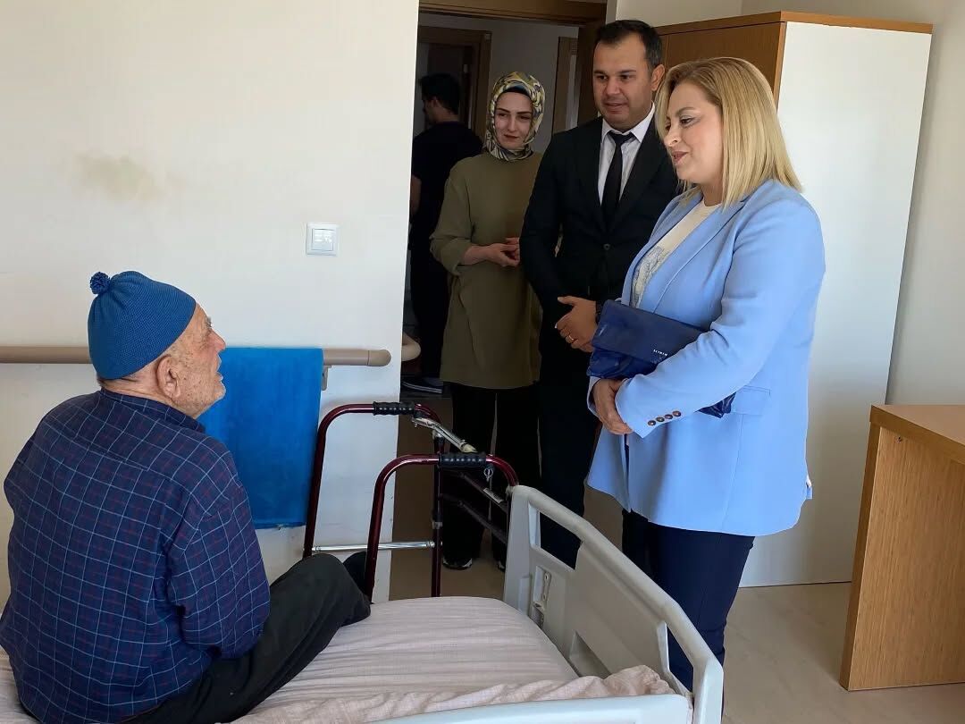 Kaymakam Eşinden Gönüllere Dokunan Ziyaret1