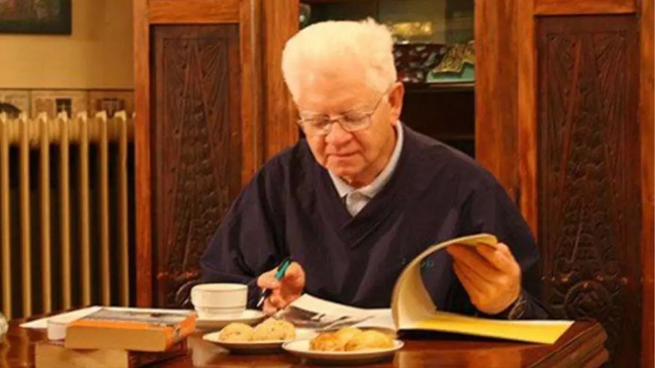 Oktay Sinanoğlu Kimdir, Oktay Sinanoğlu Hangi Partili (1)