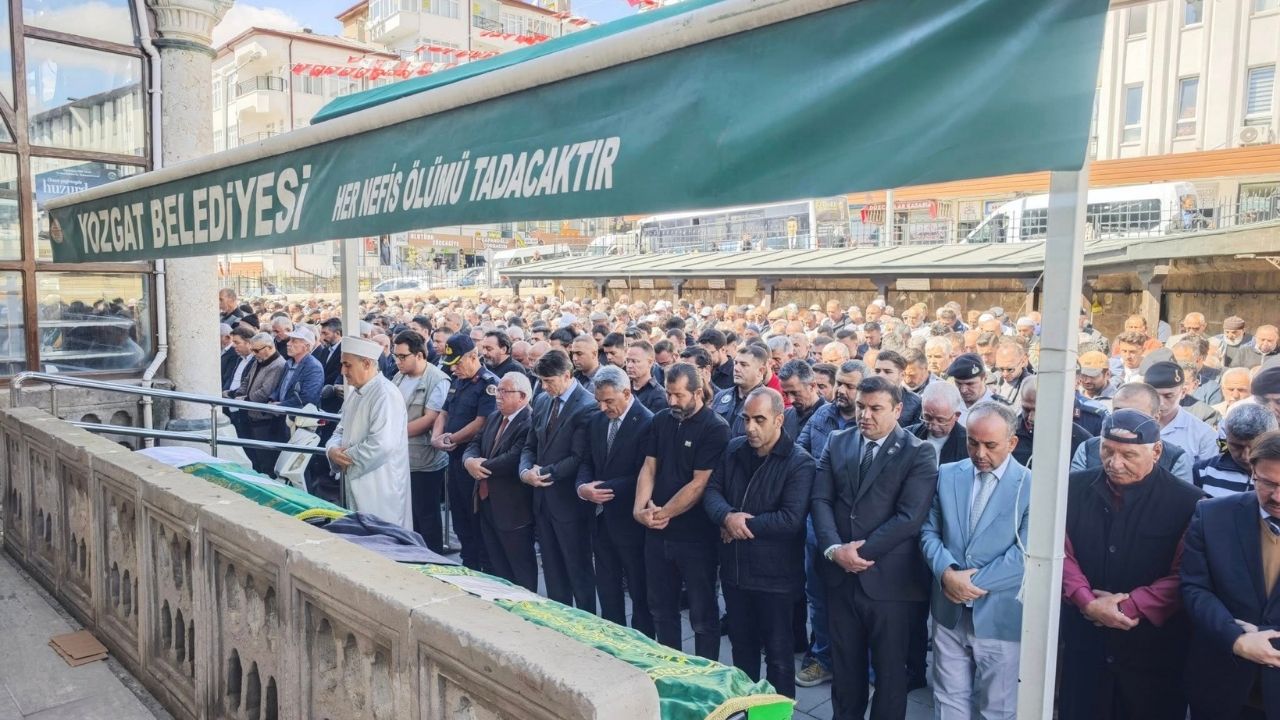 Yozgat Şehit Babasını Son Yolculuğuna (1)