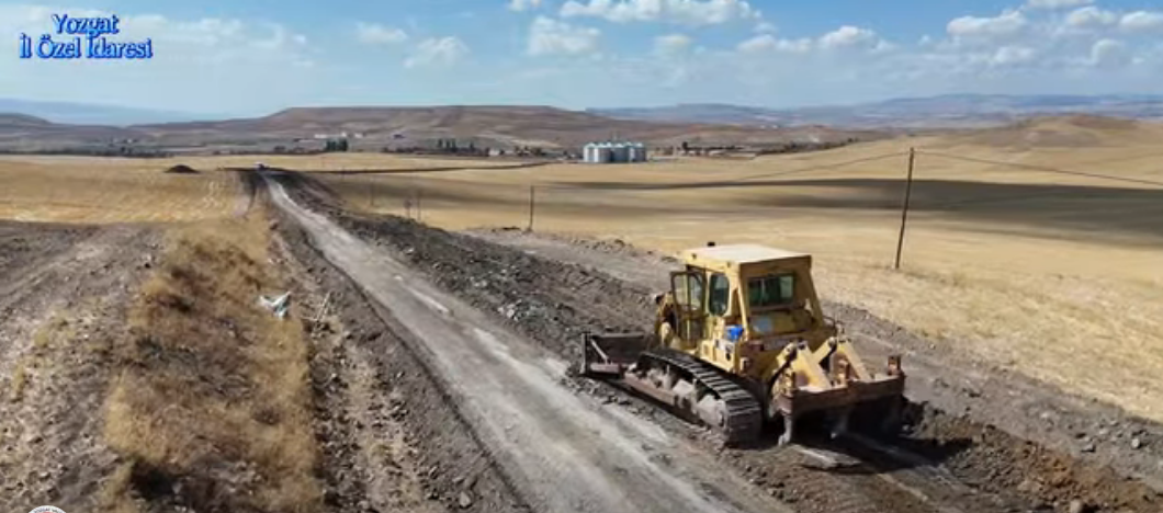 Yozgat’ta Yolların Kalitesi Artırılıyor (3)