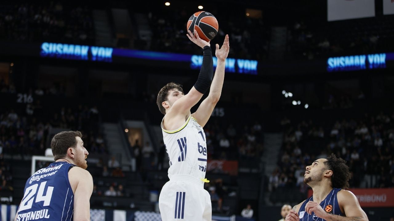 Anadolu Efes Fenerbahçe Maç Sonucu Özeti (4)