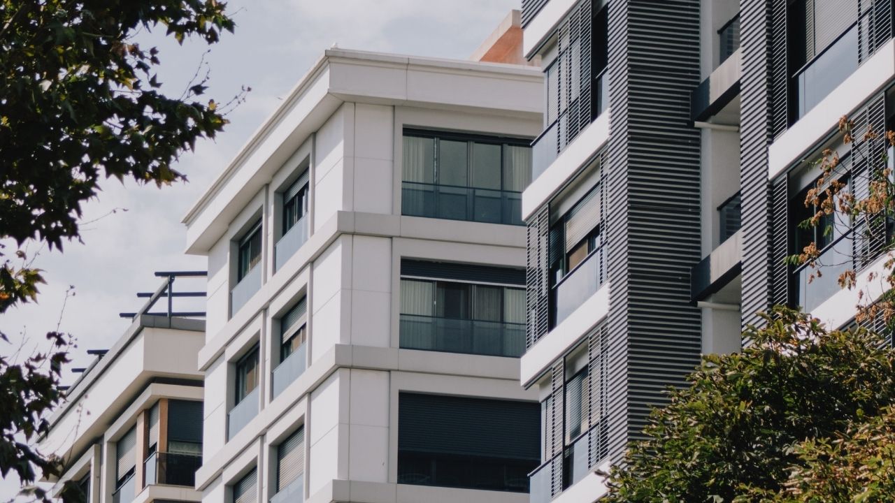 Apartmanda Oturanları Ilgilendiren Emal Karar (3)