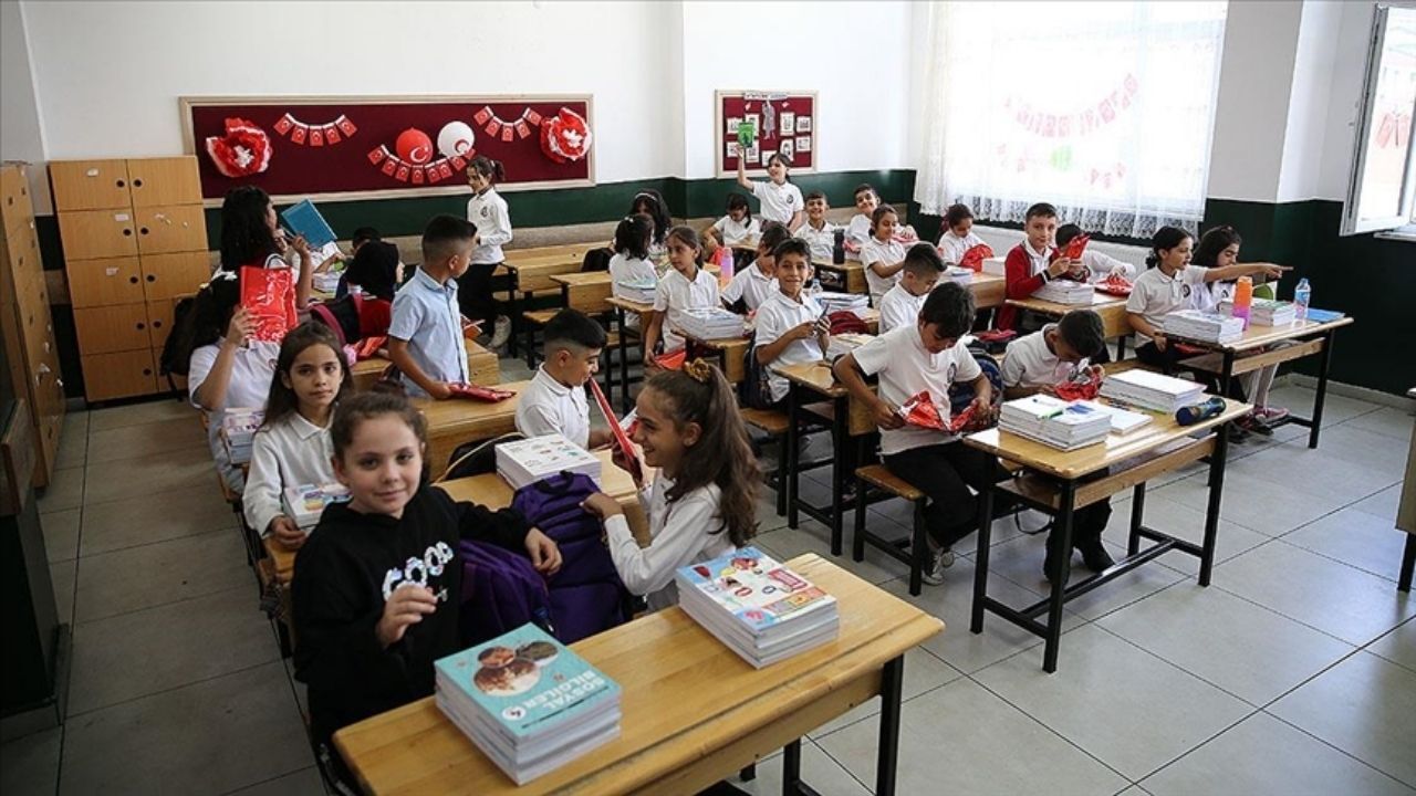 Ara Tatil Ne Zaman (1)