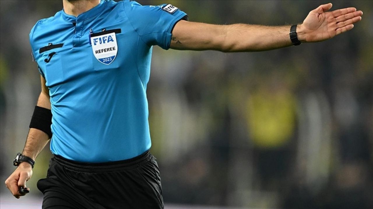Derbi Hakemleri Kim (3)