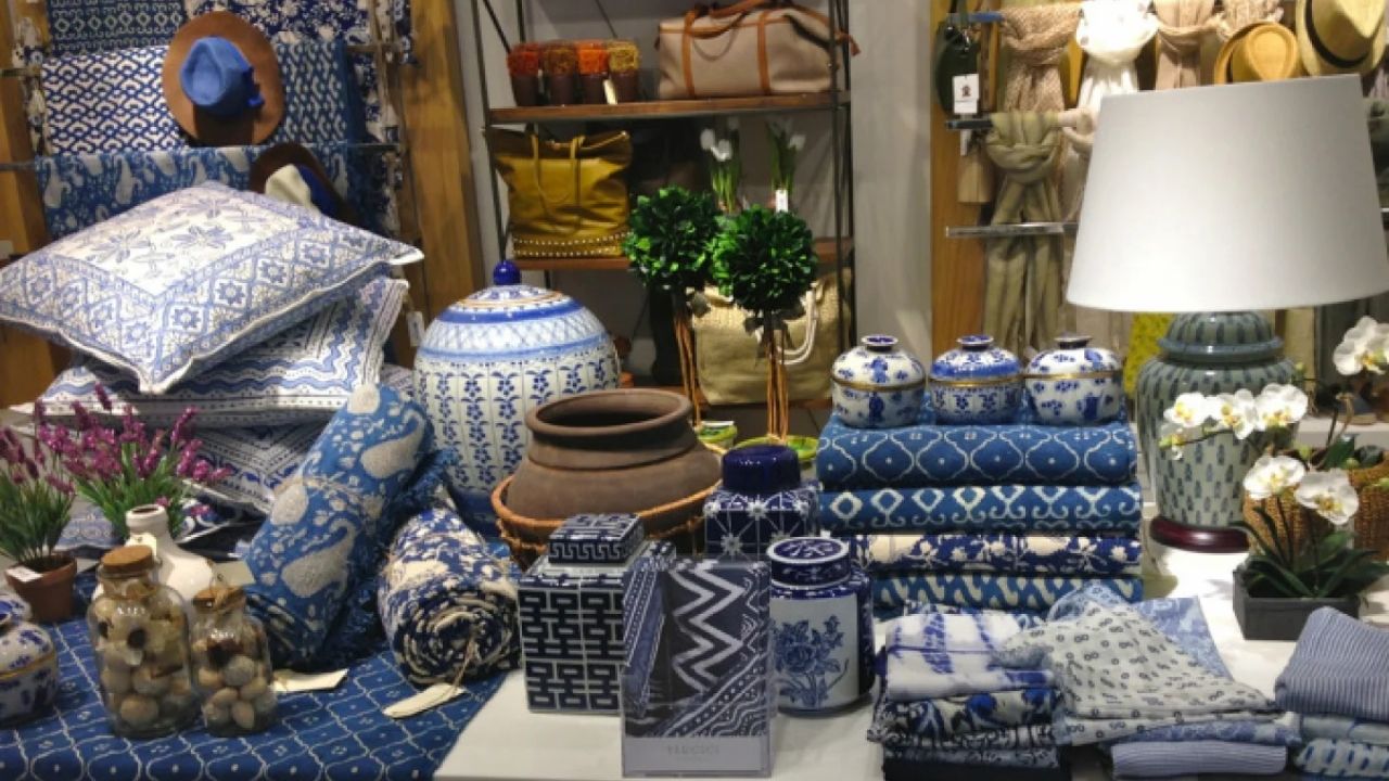 English Home Ülkeden Çekildi (1)