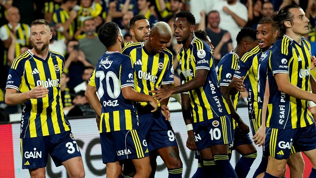 Fenerbahçede Sıkı Yönetim (2)