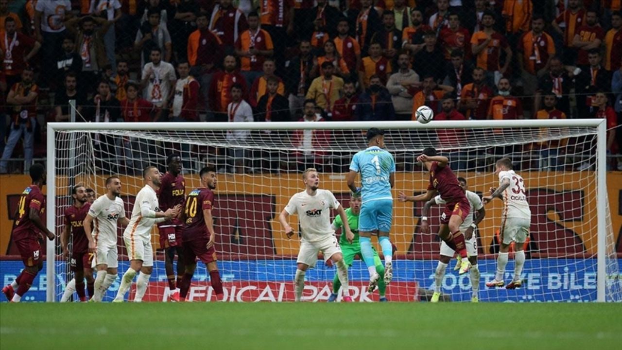 Galatasaray Göztepe Maç Özeti (3)-1