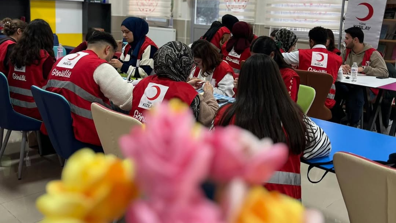 Gençlerden Duygulandıran Jest Hazır Yerine Emek Verdiler (4)
