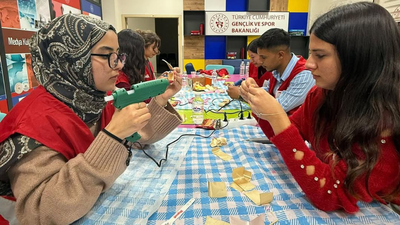 Gençlerden Duygulandıran Jest Hazır Yerine Emek Verdiler (5)