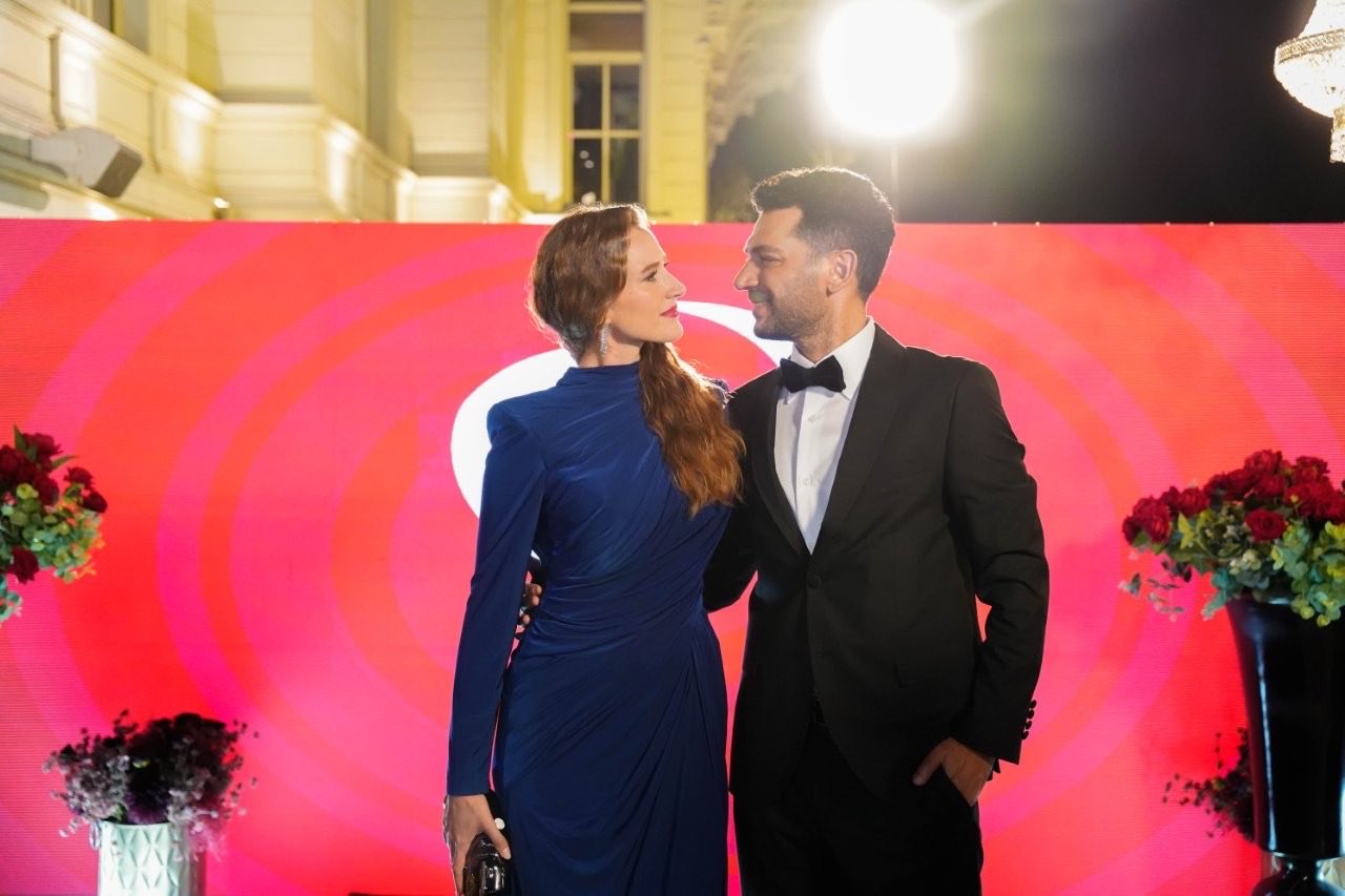 Güller Ve Günahlar 1. Bölüm (2)